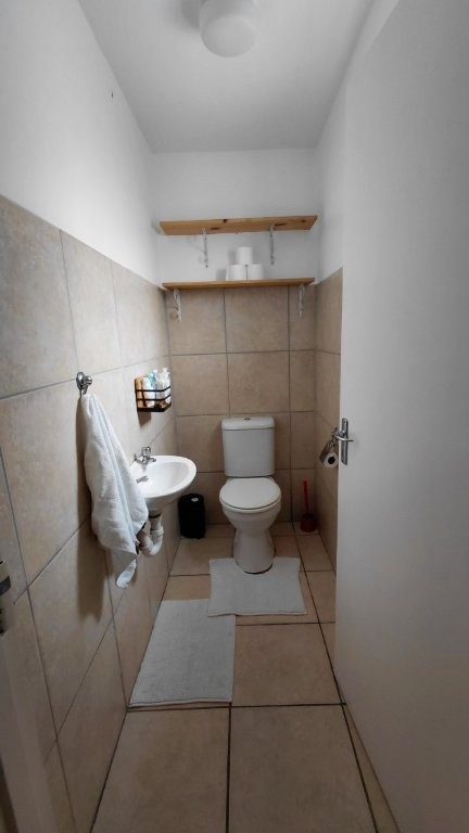 To Let 2 Bedroom Property for Rent in Burgundy Estate Western Cape